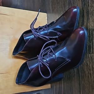 Clarks Oxblood Leather High Heeled Booties Size 11